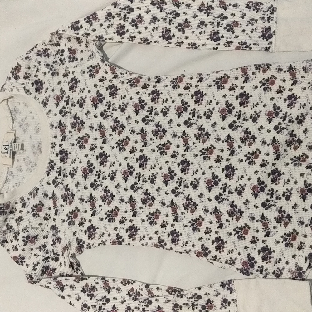 LEI long sleeved top